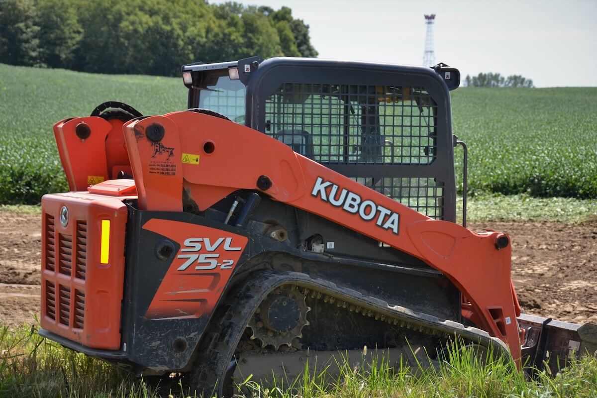 Kubota Compact Track Loader SVL 75-2
